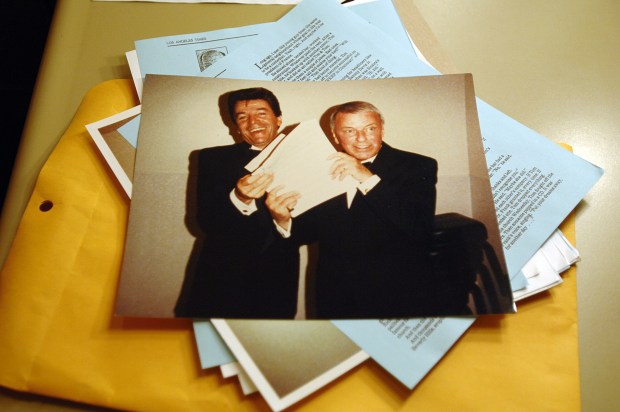 The Legacy of Tom Dreesen: From Humble Beginnings to Stage Icon