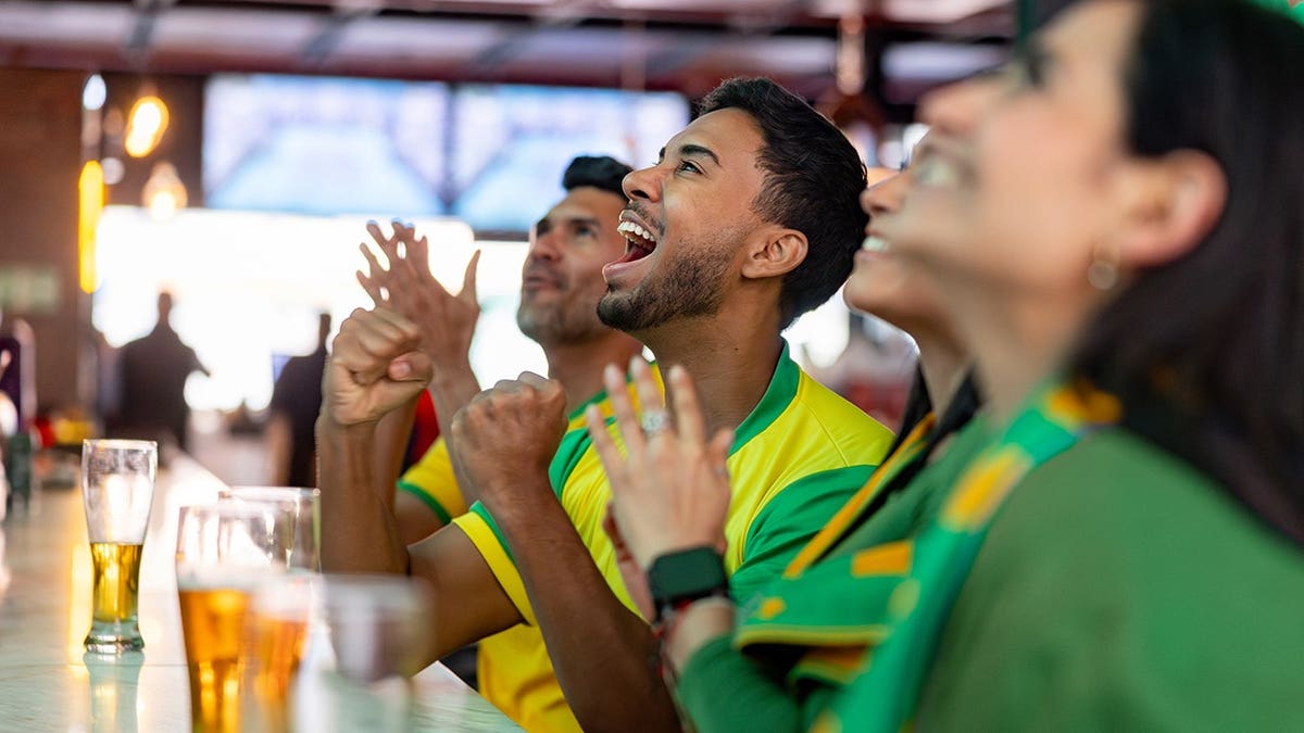 Restaurants in World Cup Host Cities Implement Automatic Gratuities