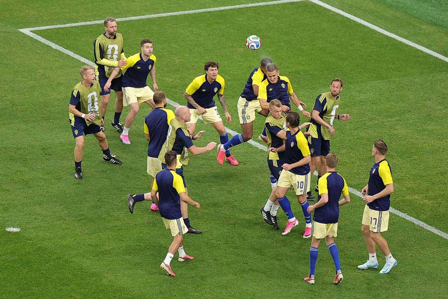 Netherlands vs Sweden: World Cup Group F Updates