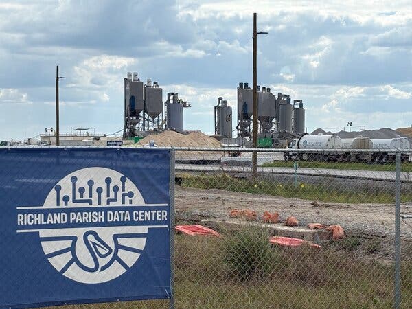 Unprecedented Data Center Bonuses in Richland Parish: Benefits and Criticisms