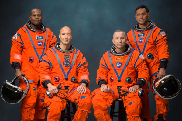 NASA’s Urgent Mission to Save the Swift Observatory from Falling to Earth