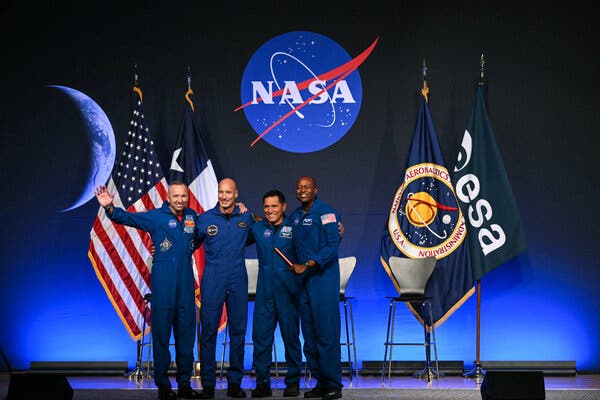 NASA’s Artemis III Mission Crew Announcement