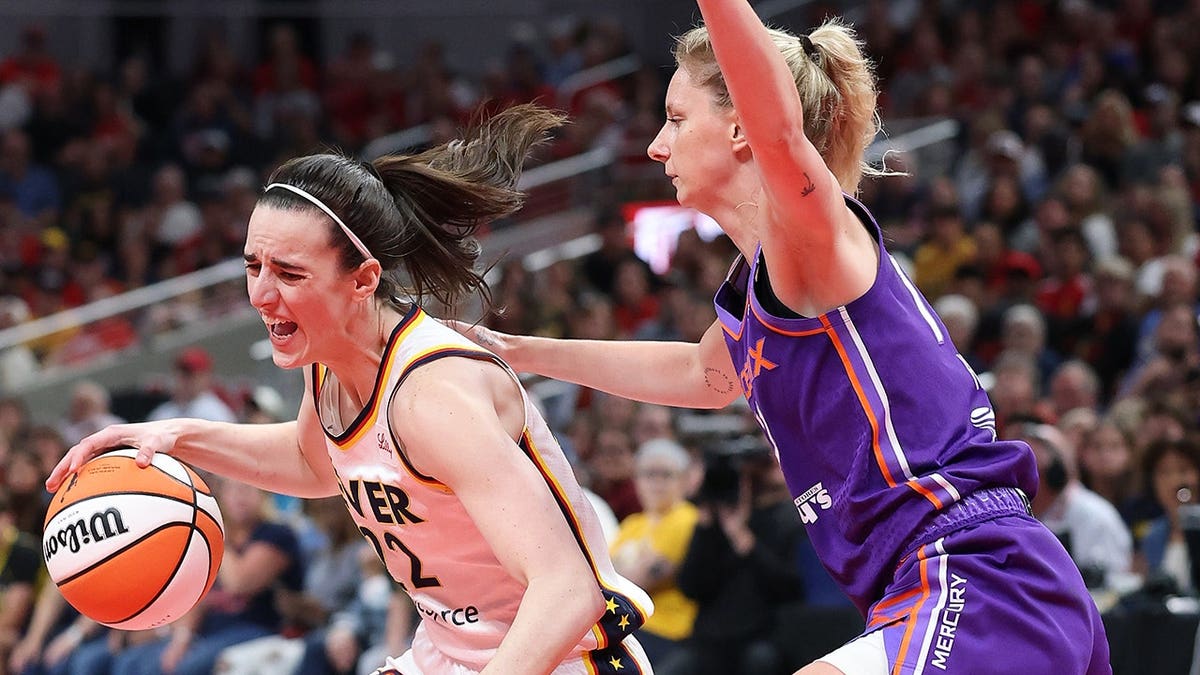 Caitlin Clark’s Controversial Night on the Court