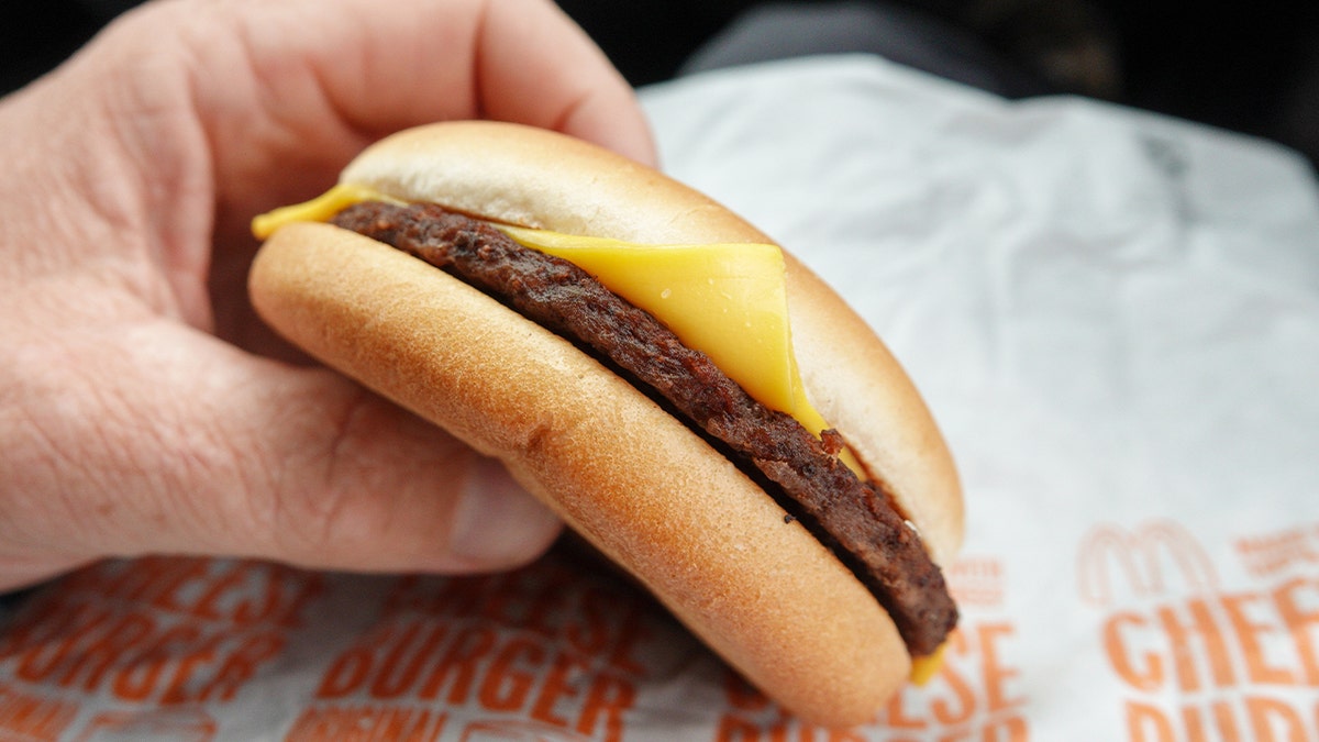Eating on Camera: McDonald’s CEO Faces Renewed Criticism