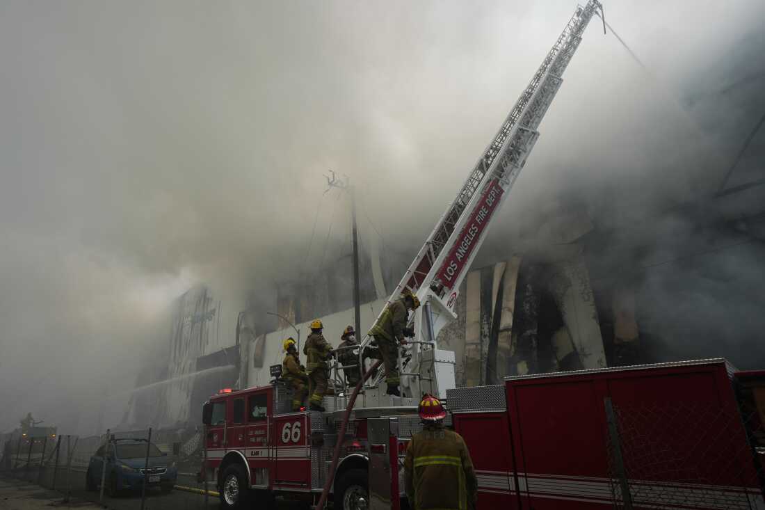 Ongoing Fire at Frozen-Food Warehouse in Los Angeles