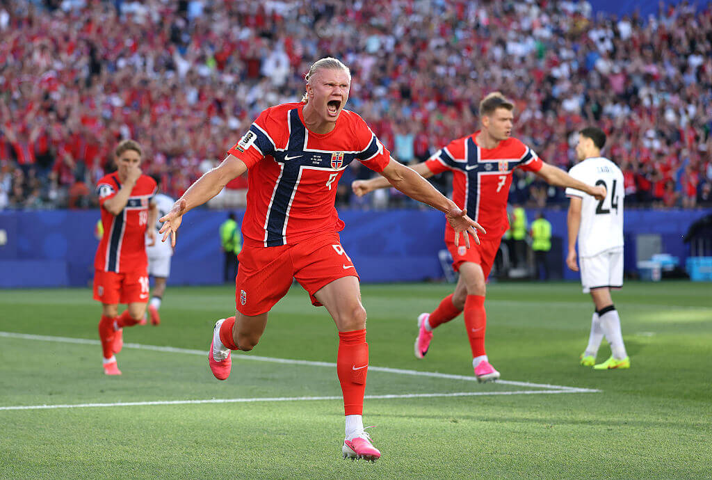 World Cup Highlights: Messi’s Hat-Trick, Pitch Concerns, and Upcoming Matches