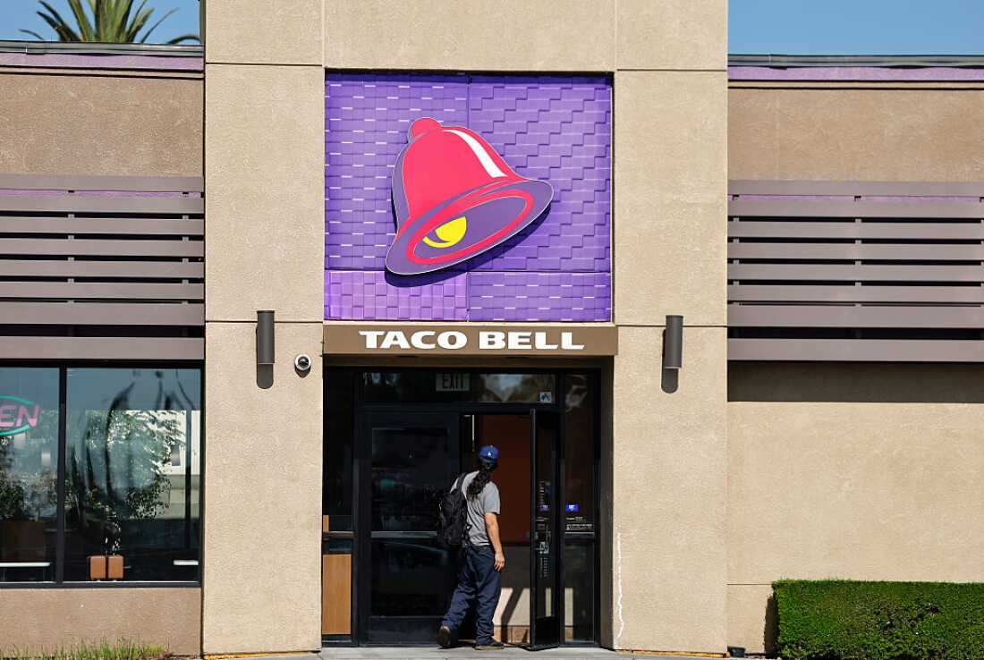 Taco Bell Removes Iceberg Lettuce After Cyclospora Outbreak