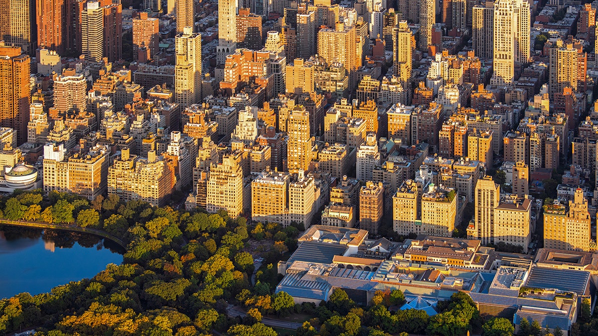 Legionnaires’ Disease Outbreak Expands in Manhattan’s Upper East Side