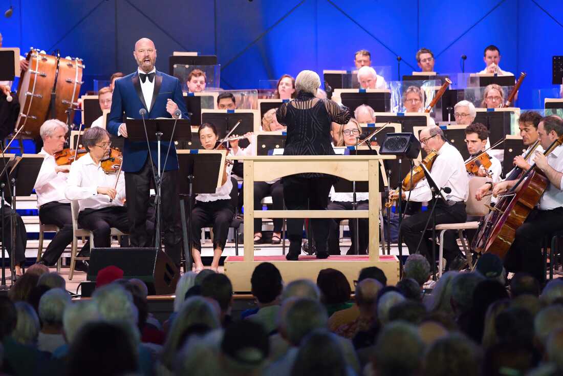 A Symphony Celebrating Lincoln: Philip Glass’ Latest Work Debuts at Tanglewood