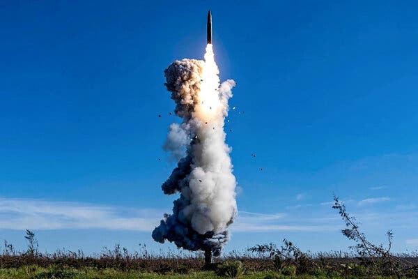 China’s Submarine-Launched Missile Test Amid Pacific Defense Deals