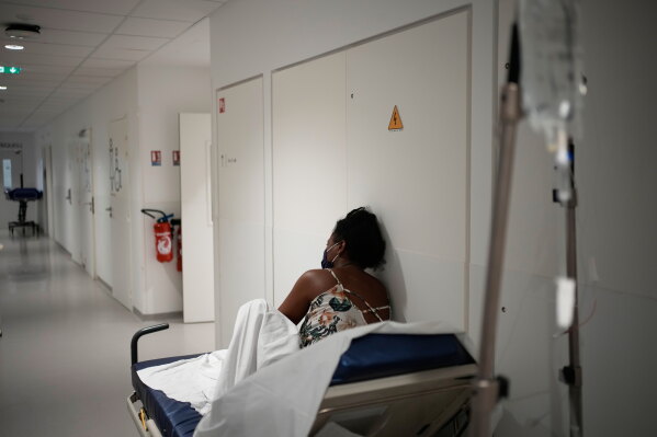 Paris Hospitals Confront Heat Wave Challenges