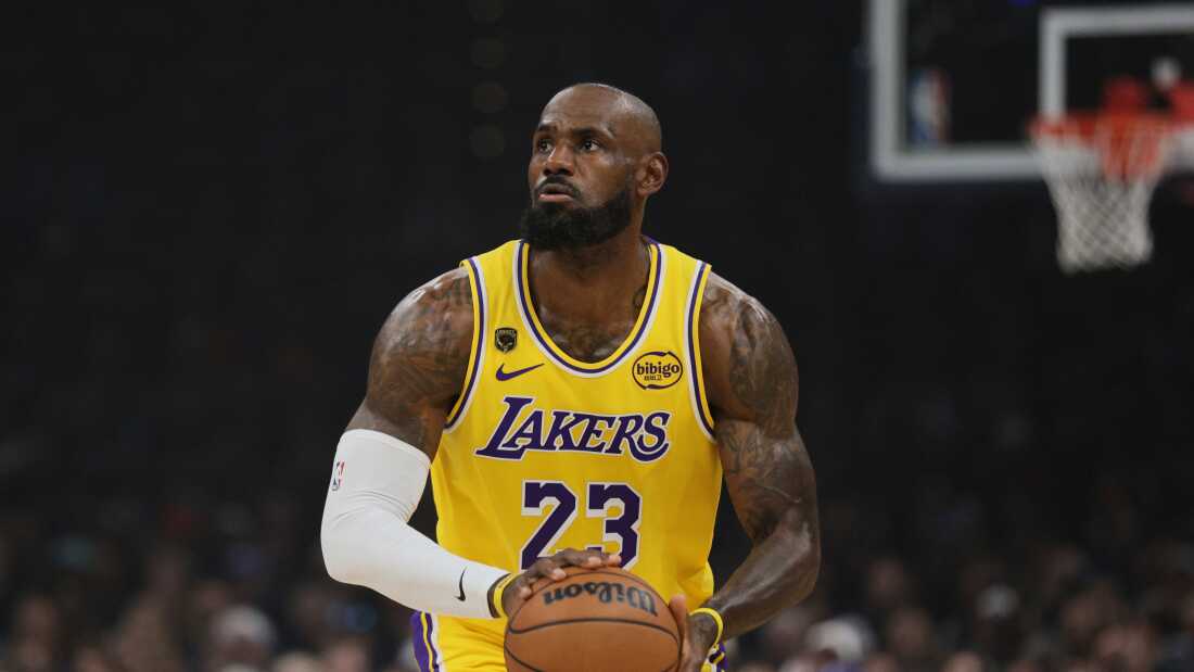 LeBron James Transitions from Lakers as He Enters 24th NBA Season