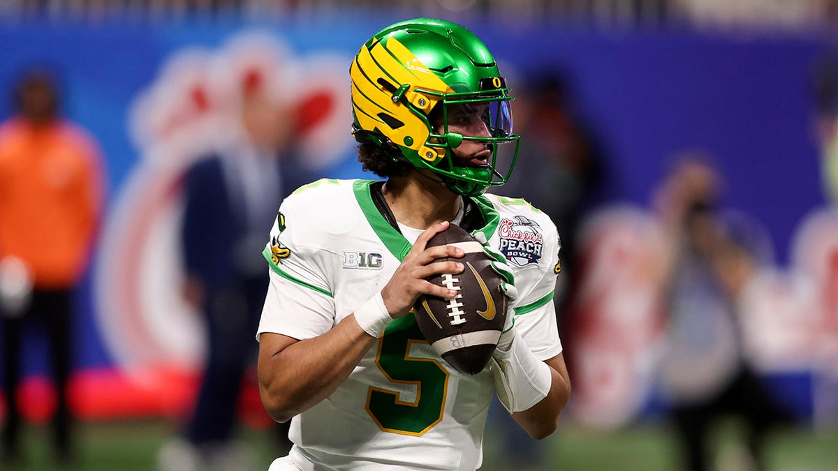 Oregon Ducks Prepare for 2026 College Football Season