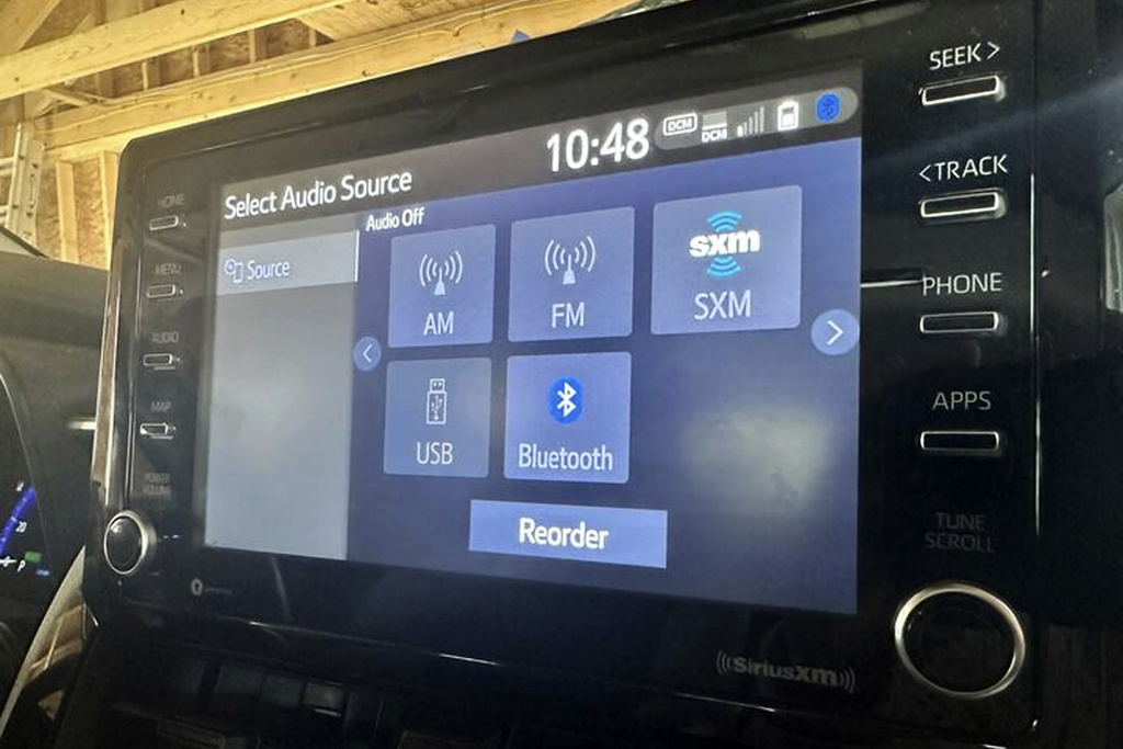 Efforts to Preserve AM Radio in New Vehicles
