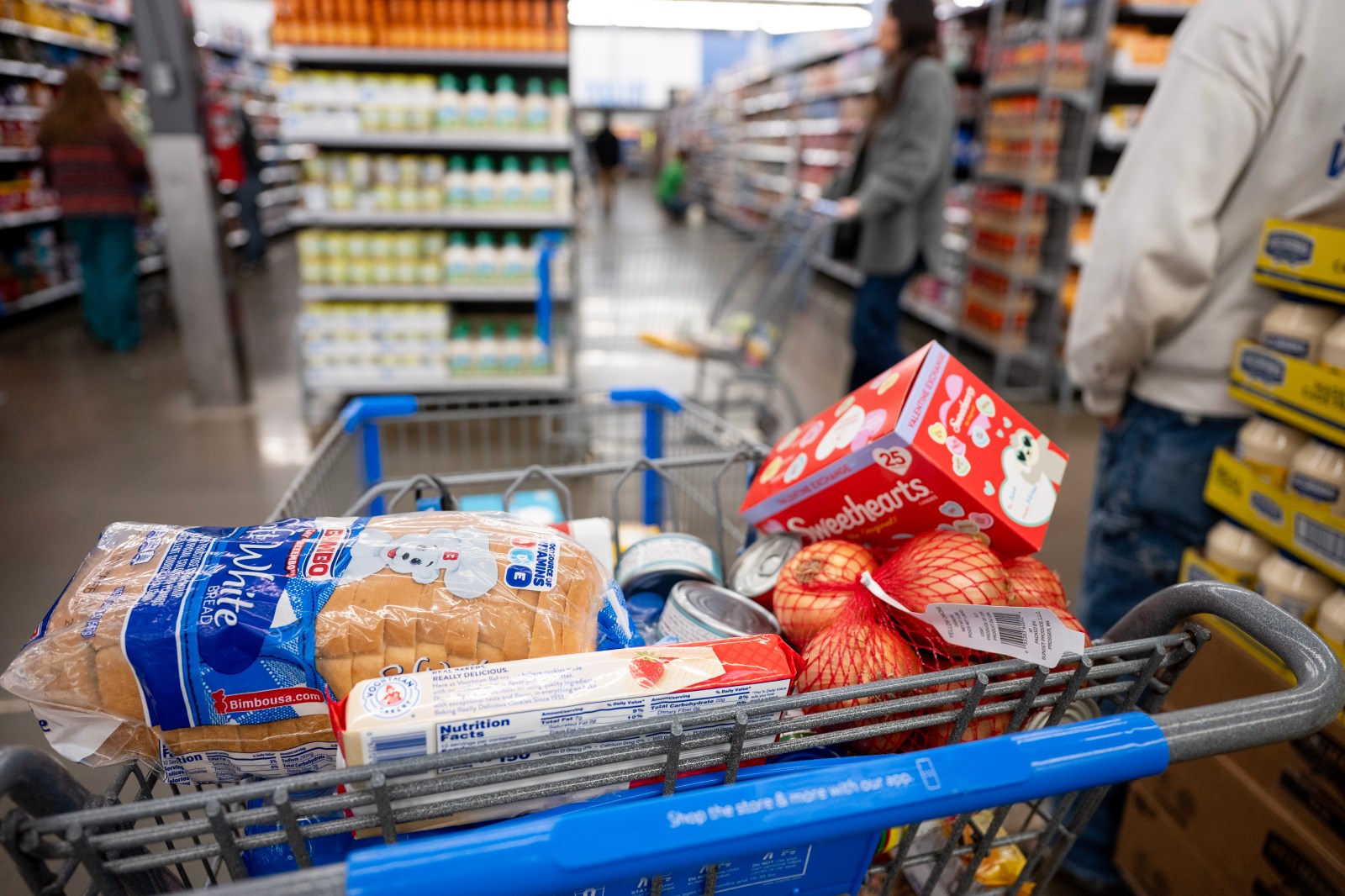 President Trump Comments on Giant Eagle’s Price Reductions Amid Inflation Concerns