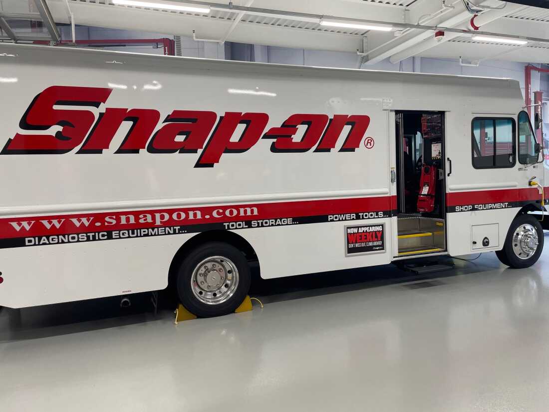 How Snap-on’s Customization Drives Success in Tool Manufacturing