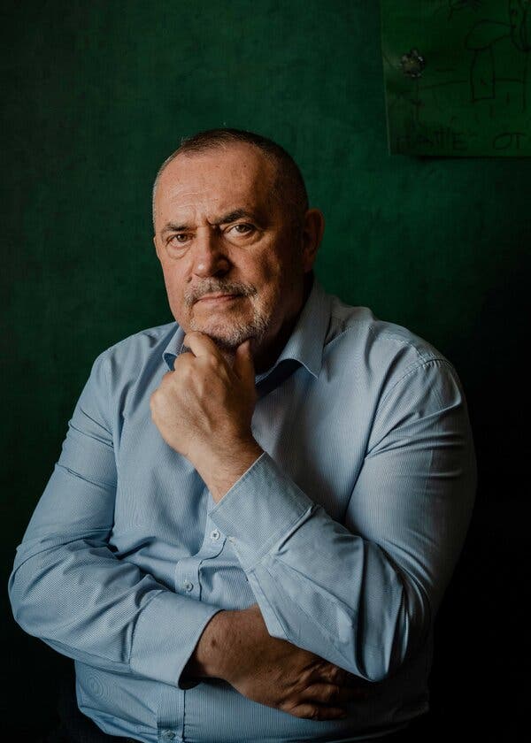 Opposition Figure Detained Amid Chaos in Russia