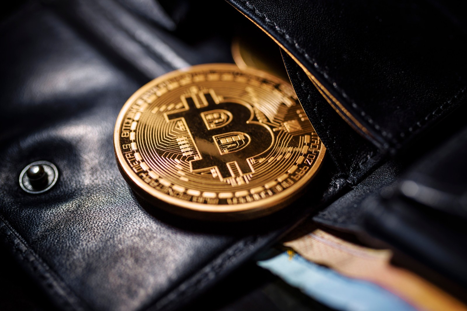 The Balance of Innovation and Operation in the Crypto Industry