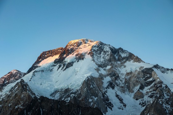 Climbers Missing on Broad Peak After Avalanche