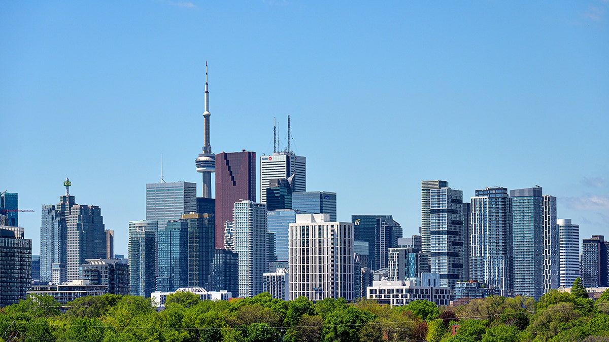 Jewish-Owned Bakery Chain Targeted in Toronto