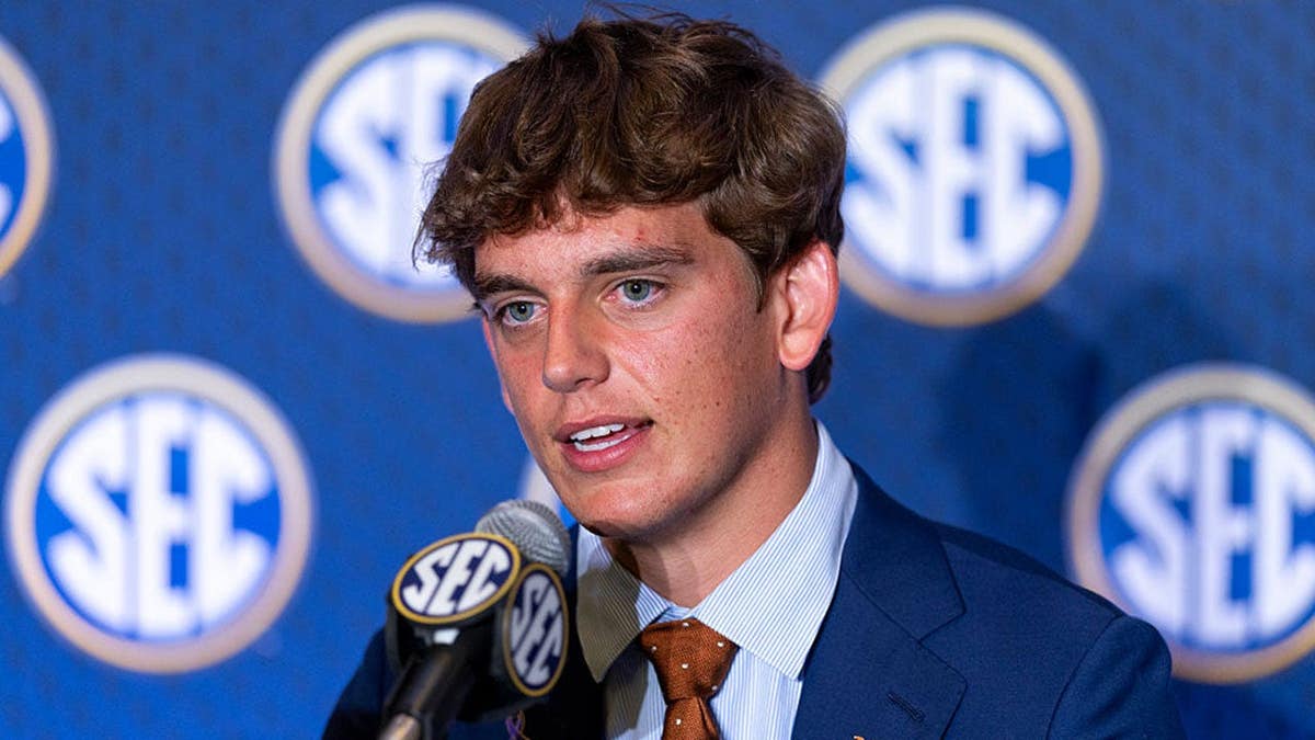 SEC Football 2026 Predictions: Analyzing Win Totals for Texas, Texas A&M, and LSU
