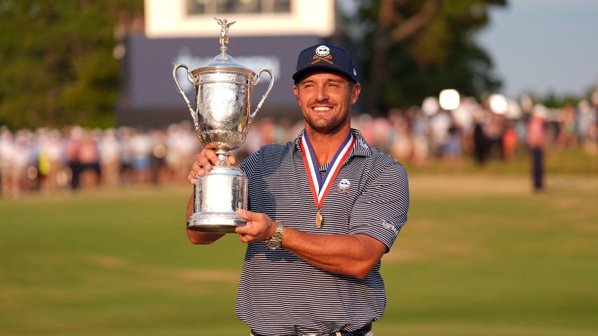 DeChambeau Faces Challenges Amid Golf Career Criticism