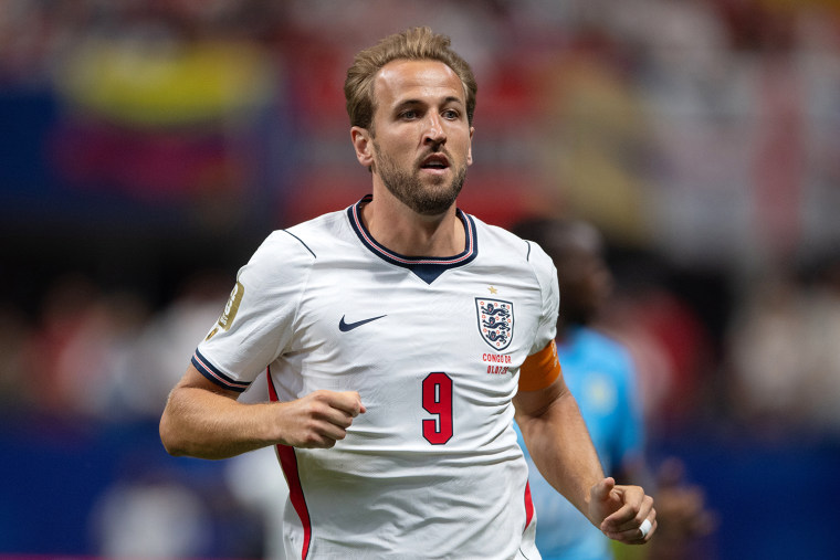 Mexico’s World Cup Hopes in Highly Anticipated Home Match Against England