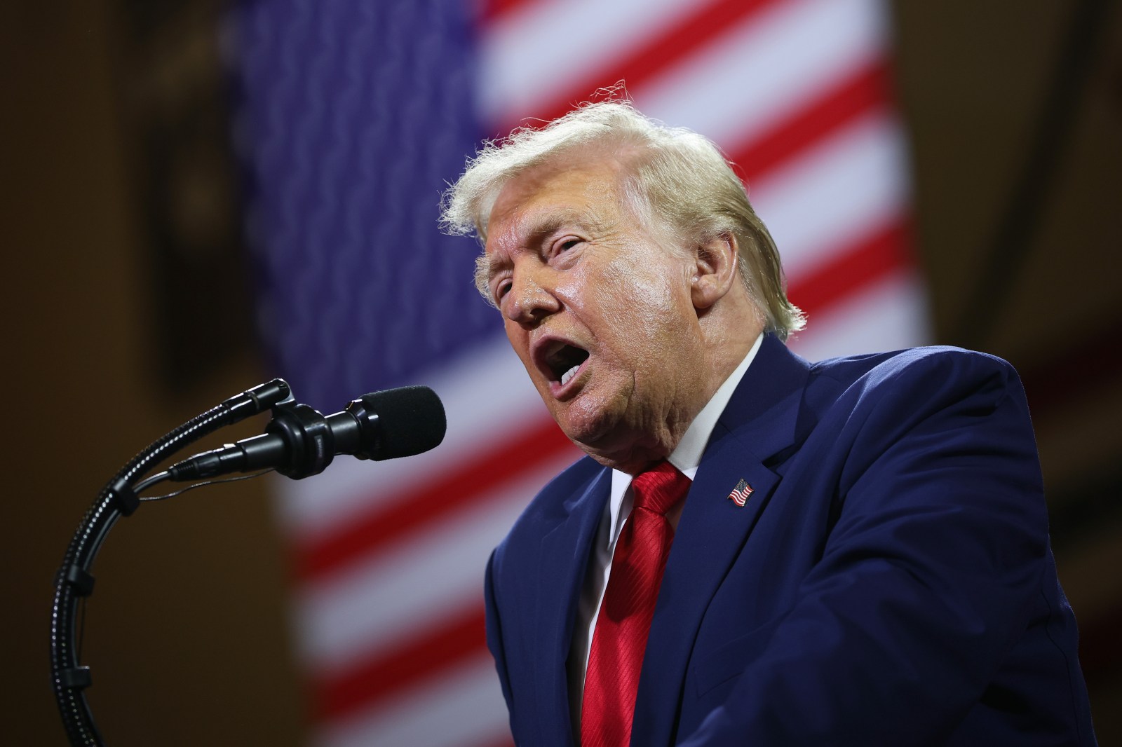 Trump’s Approval Rating Shows Signs of Recovery Amid Challenges