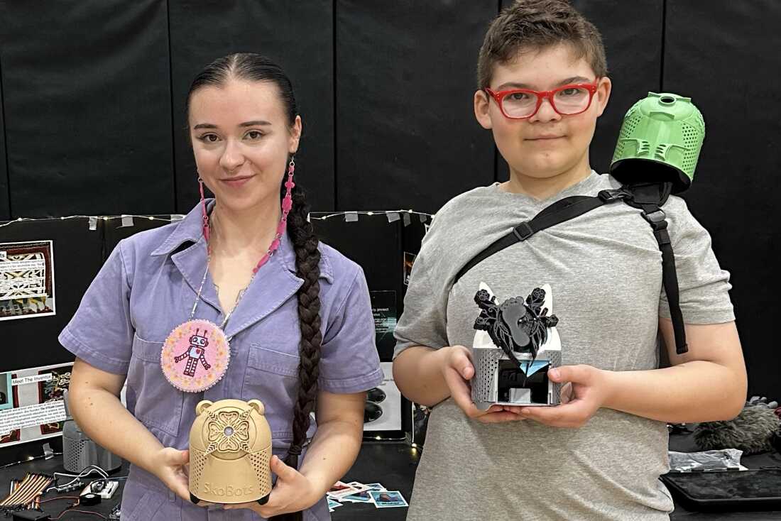 Innovative Robots Help Revive Native American Language