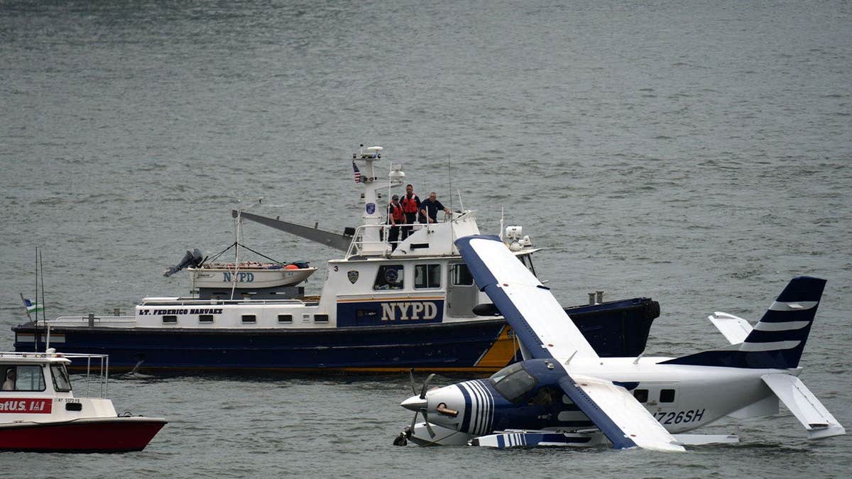 Seaplane Rescue in New York City’s East River