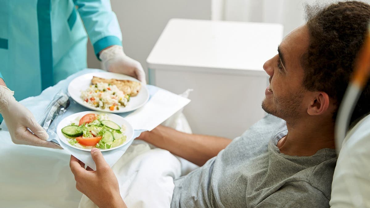 Tampa General Hospital’s Commitment to Healthier Hospital Food