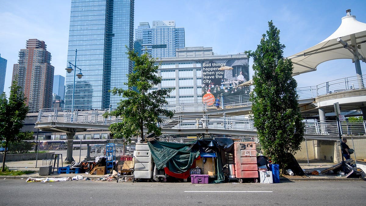 Concerns Over Homeless Encampment in Manhattan