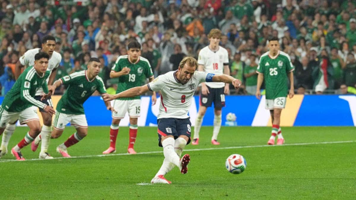 England Prevails Against Mexico in Dramatic World Cup Encounter
