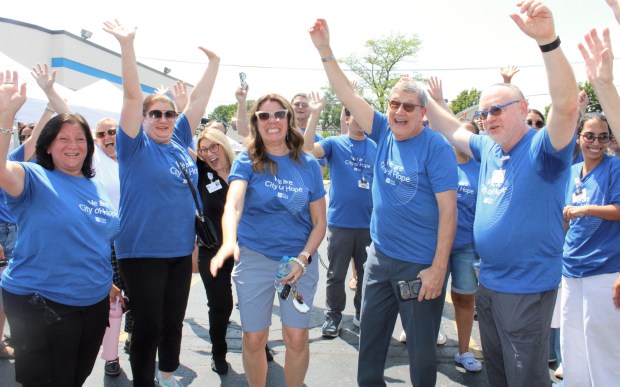 Art Initiative in Morton Grove Offers Hope to Cancer Survivors
