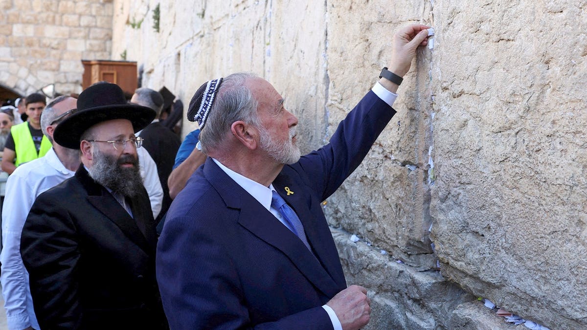 Huckabee Warns Against Skepticism in U.S.-Israel Relations