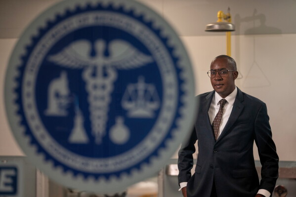 Los Angeles Medical Examiner Challenges Police Secrecy in Autopsy Reports
