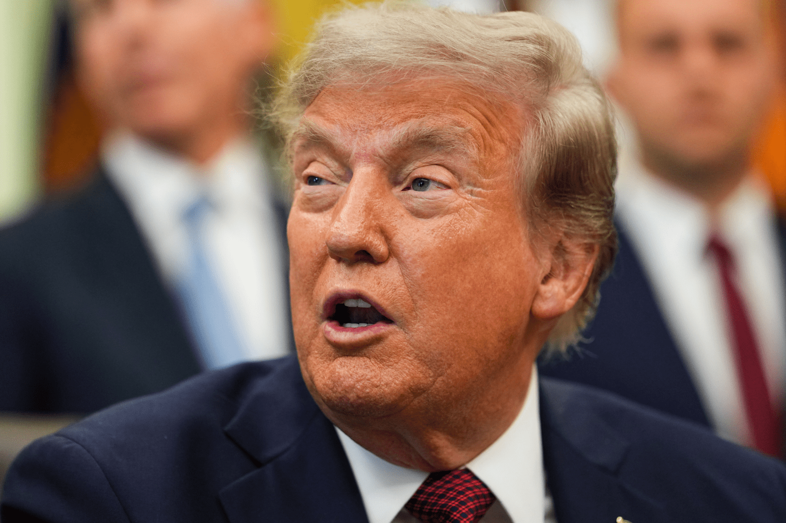Independent Voters Express Growing Discontent with Trump Ahead of 2026 Midterms