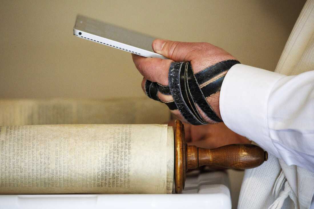 Orthodox Jewish Groups Oppose Permanent Daylight Saving Time