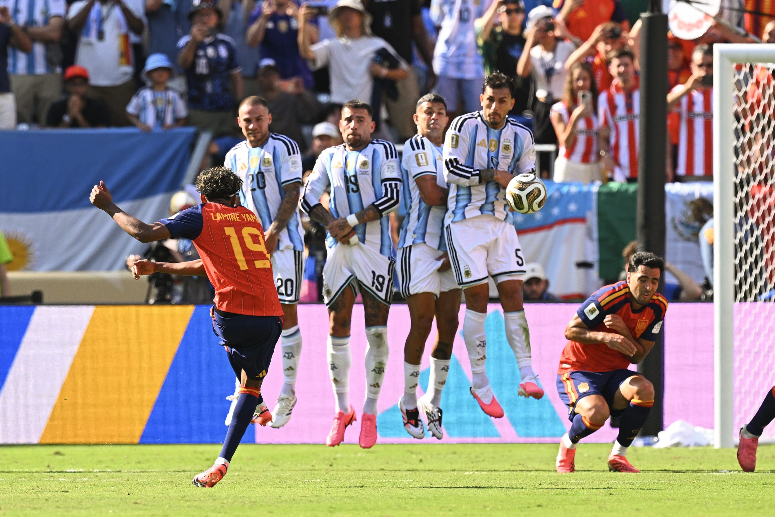 Spain Held to a Scoreless Draw Against Argentina Amid Controversial Foul Call