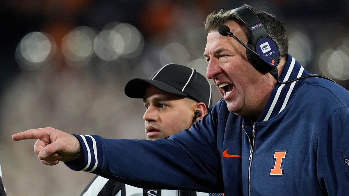 The Intense Rivalry Between Big Ten and SEC in College Football