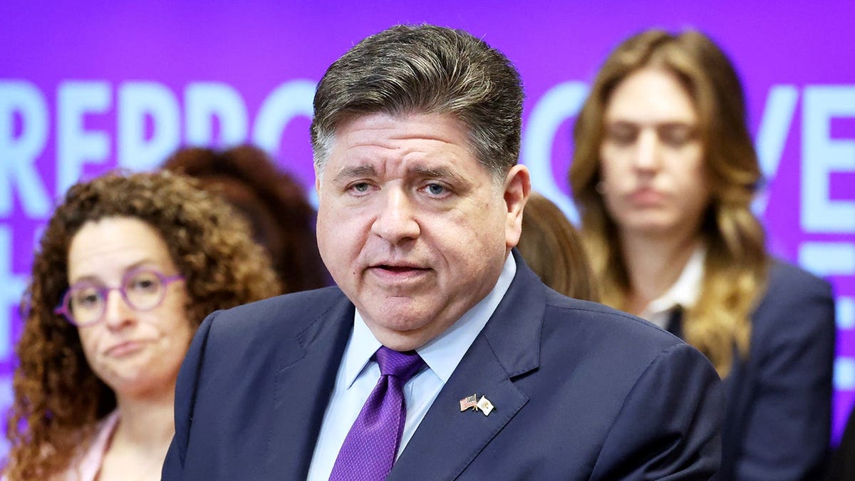 Federal Ruling Challenges Illinois’ Tuition Policies for Illegal Immigrants
