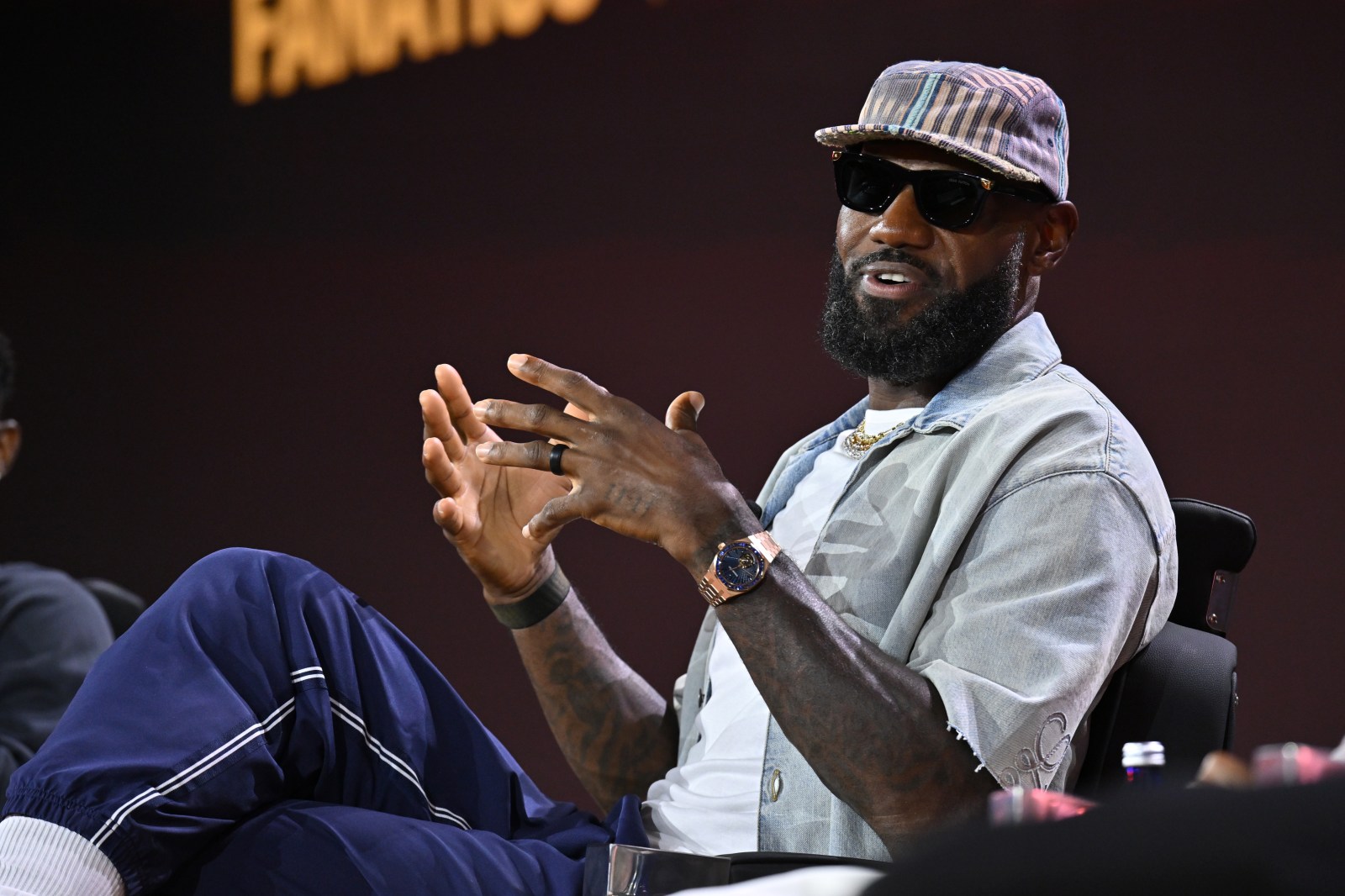 LeBron James Discusses Free Agency at Fanatic Fest