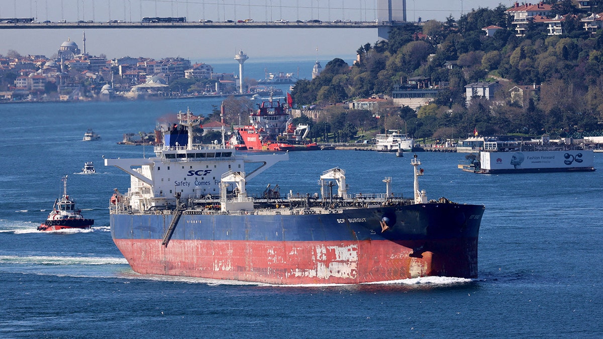 Europe’s Continued Reliance on Russian LNG Amidst Efforts to Transition
