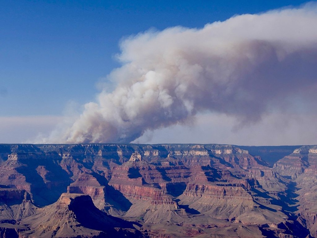 Growing Threat of Wildfires to Historic Sites in the U.S.