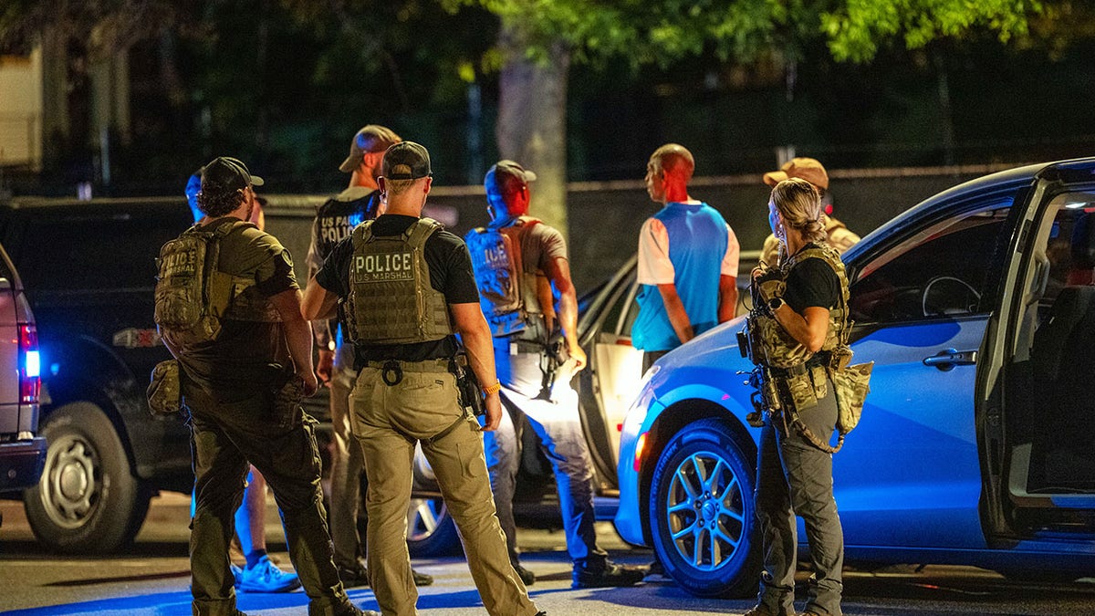 Tragic Incident Involving Federal Immigration Authorities in Florida
