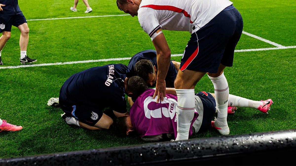 England Prepares for World Cup Quarterfinals with Unconventional Team Bonding