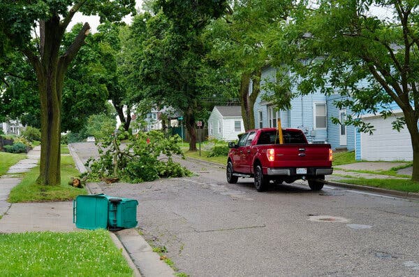Storms Cause Power Outages Amid Heat Wave in Midwest and Northeast