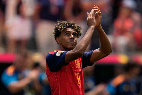France and Spain Face Off in World Cup Semifinals
