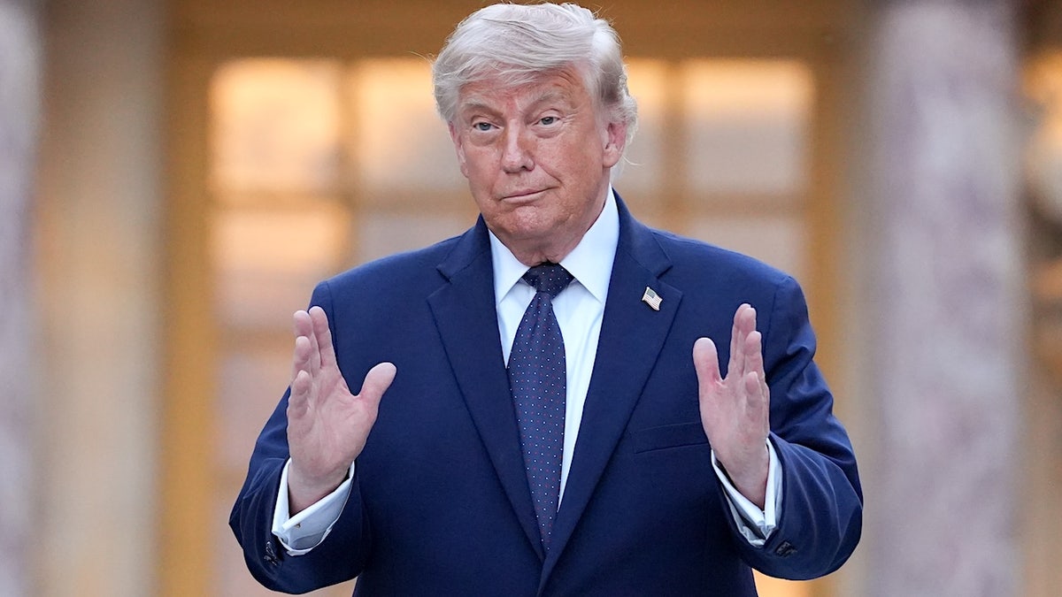 Trump Suggests Presidential Football Viewing Party at White House