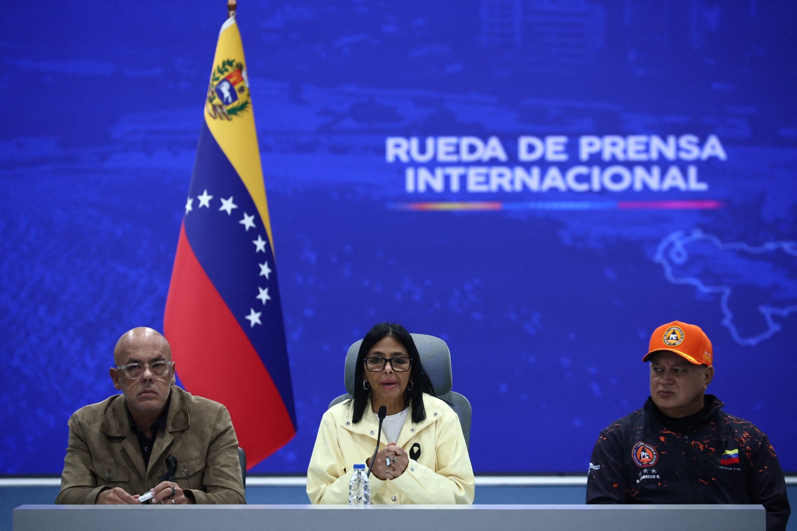 U.S. Strategies Toward Venezuela’s Leaders: Contrasting Approaches Under Scrutiny